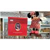 Image 1 : ANIMATRONIC MINNIE MOUSE & AN ENCHANTED CHRISTMAS MUSICAL SNOW GLOBE