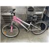Image 1 : PINK AND GREY BIKE