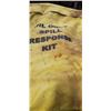 Image 2 : OIL SPILL MOP UP KIT