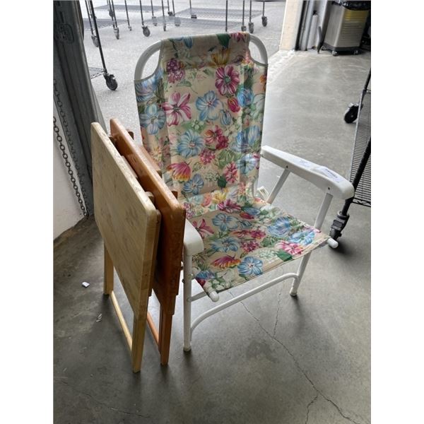 2 FOLDING TV TRAYS AND FOLDING PATIO CHAIR