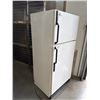 Image 2 : WHITE GE FRIDGE, WORKING