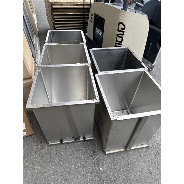 5 STAINLESS PET KENNELS, 24 X 24 X 28 DEEP, NO DOORS/ HARDWARE