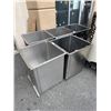 Image 2 : 5 STAINLESS PET KENNELS, 24 X 24 X 28 DEEP, NO DOORS/ HARDWARE
