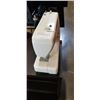 Image 2 : KENMORE SEWING MACHINE, WORKING