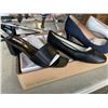 Image 2 : FOUR PAIRS OF NEW WOMEN'S DRESS SHOES SIZE 10 AND11