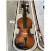 Image 2 : MENDINI BY CECILIO CASED VIOLIN