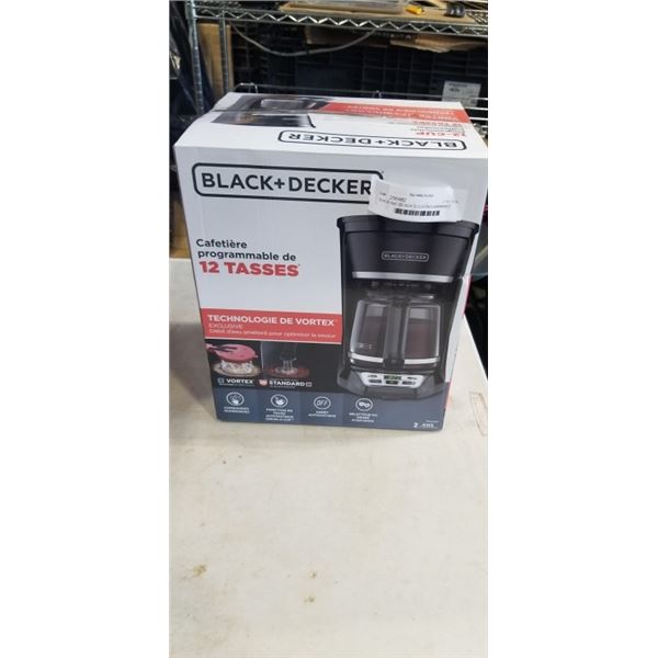 BLACK AND DECKER 12-CUP PROGRAMMABLE DRIP COFFEE MAKER - TESTED WORKING