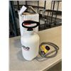 Image 1 : NEW 1.3 GALLON COMPRESION SPARAYER