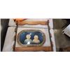 Image 1 : ANTIQUE BUBBLE GLASS PAINTING AND GUN RACK