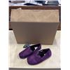 Image 1 : BOX OF NEW HOUNDS SLIP ON FOOTWEAR