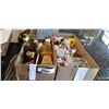 Image 1 : LOT OF PARTYLITE TEALIGHT, DECORATIVE SPICE BOTTLES AND MORE
