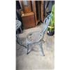 Image 2 : 3 PC GREEN CAST METAL BISTRO SET