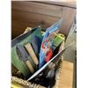 Image 3 : NEW KIDS ACTIVITY/GARDEN BOX - 6 PLANTABLE PENCILS & 5 PLANTABLE GREETING CARDS - 9 MINI GARDEN TOOL