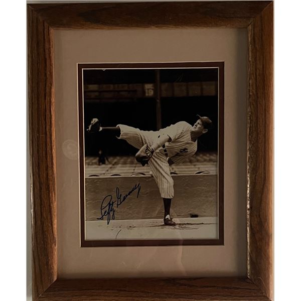 Lefty Gomez signed photo