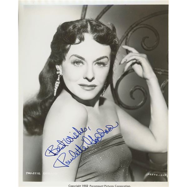 The Great Dictator Paulette Goddard signed photo. GFA Authenticated