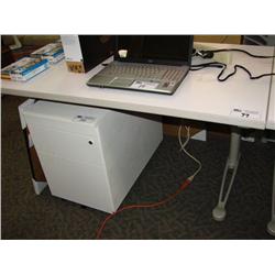 Knoll Studio Propeller Classroom Table