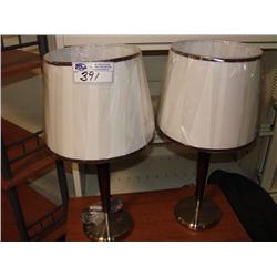 2 Lamps