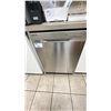Image 1 : SAMSUNG STAINLESS STEEL FRONT BUILT IN DISHWASHER