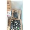 Image 5 : GROUP OF ASSORTED ELECTRICAL CORDS, POWER BARS AND MISCELLANEOUS ITEMS