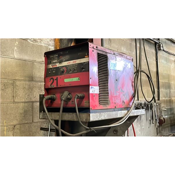 LINCOLN ELECTRIC CV-300 WELDER WITH LINCOLN ELECTRIC LN-7 WIRE FEED MIG WELDER