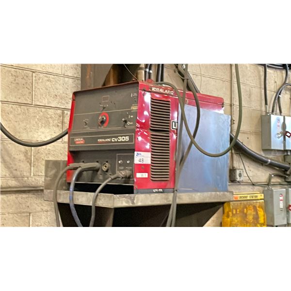 LINCOLN ELECTRIC IDEALARC CB305 WITH LINCOLN ELECTRIC LN-7 WIRE FEED MIG WELDER