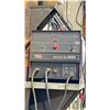 Image 2 : LINCOLN ELECTRIC IDEALARC CB305 WITH LINCOLN ELECTRIC LN-7 WIRE FEED MIG WELDER