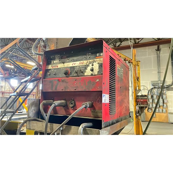 LINCOLN ELECTRIC CV-300 WELDER WITH LINCOLN ELECTRIC LN-7 WIRE FEED MIG WELDER