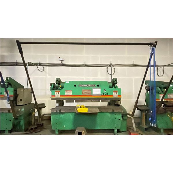 ACCURPRESS MODEL 7608 INDUSTRIAL STEEL BRAKE - 60 TON CAPACITY, BED LENGTH 8FT