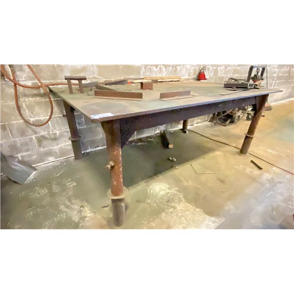 INDUSTRIAL METAL SHOP/WELDERS TABLE WITH CONTENTS
