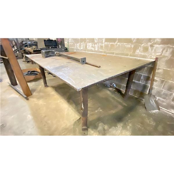 INDUSTRIAL METAL SHOP/WELDERS TABLE WITH CONTENTS