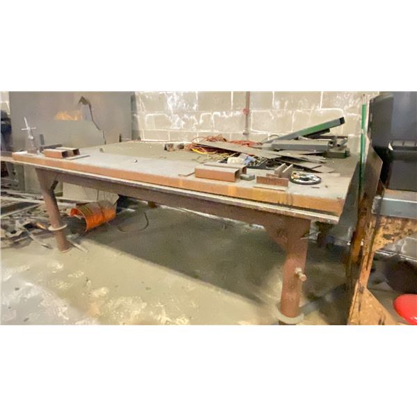 INDUSTRIAL METAL SHOP/WELDERS TABLE WITH CONTENTS