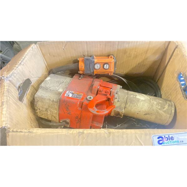 SMALL ELECTRIC CHAIN HOIST