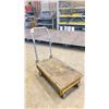 Image 2 : HYDRAULIC LIFT MOBILE PLATFORM DOLLY * MAY REQUIRE REPAIR OR HYDRAULIC FLUID *