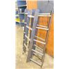 Image 2 : GROUP OF 5 FABRICATED STEEL 5 RUNG LADDERS