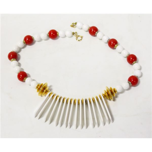 1960S BEADED NECKLACE