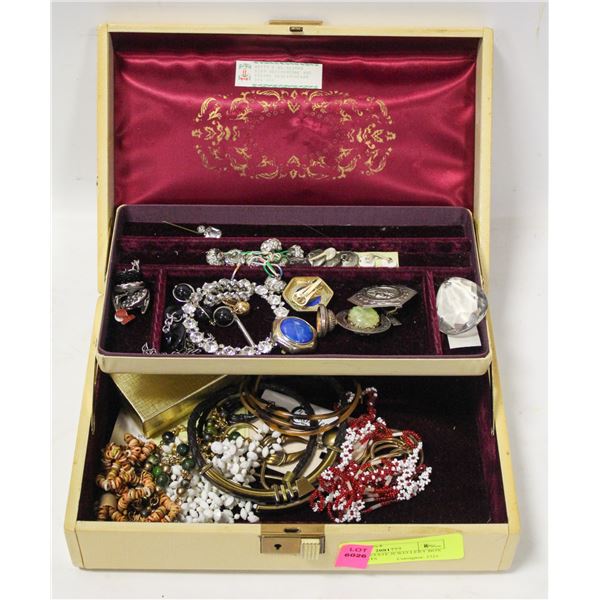 VINTAGE ESTATE JEWELLERY BOX W CONTENTS