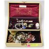 Image 1 : VINTAGE ESTATE JEWELLERY BOX W CONTENTS