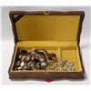 Image 1 : ESTATE JEWELRY BOX FULL OF CONTENTS