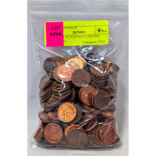 LARGE LOT VINTAGE CANADA PENNIES