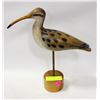 Image 1 : 14 IN TALL HAND CARVED & PAINTED BIRD ON STAND