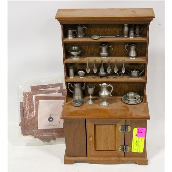 SET OF FRANKLIN MINT COLONIAL MINIATURES W