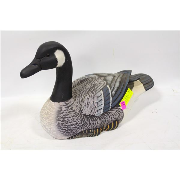 LIFE SIZE HAND PAINTED WOOD CARVED DUCK STATUE