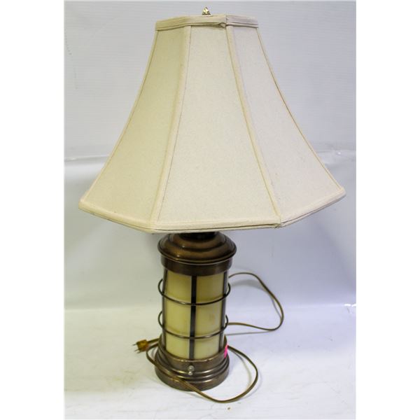 VINTAGE BRASS NAUTICAL LAMP WITH SHADE