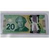 Image 1 : 2013 CANADA $20 BANKNOTE UNDERSIZED PREFIX