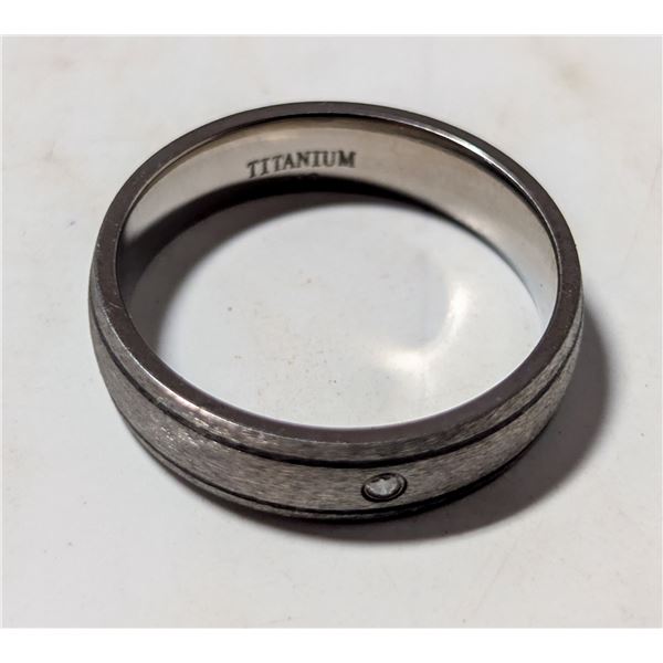 TITANIUM RING UNISEX SIZE 12.5