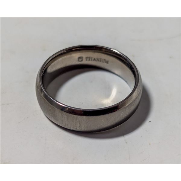 TITANIUM RING UNISEX SIXE 10.5