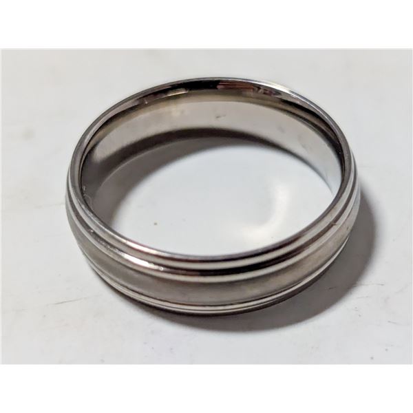 TITANIUM RING UNISEX SIZE 12.5