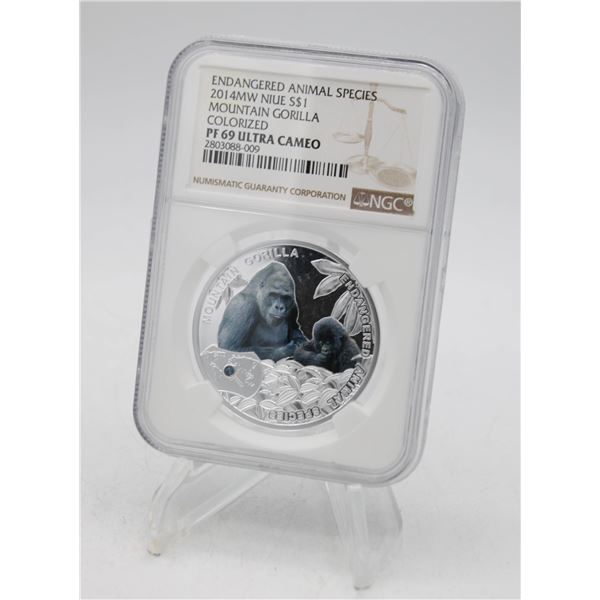 2014MW NIUE $1 COLOR SILVER COIN. MTN GORILLA.