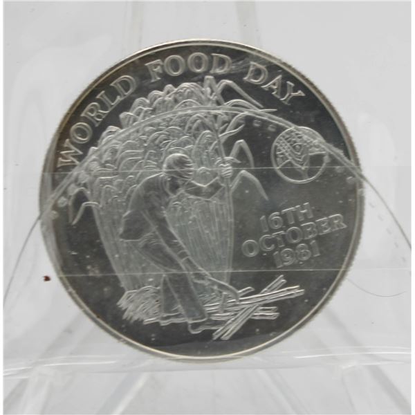 1981 MAURITIUS 10 RUPEES SILVER COIN. UNC.