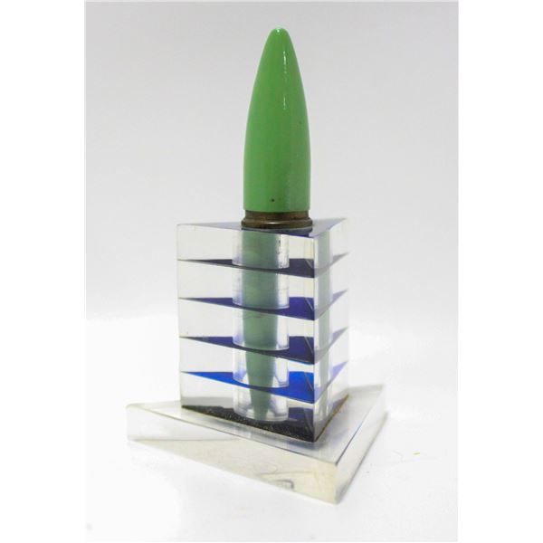 1930S ART DECO LUCITE TABLE LIGHTER